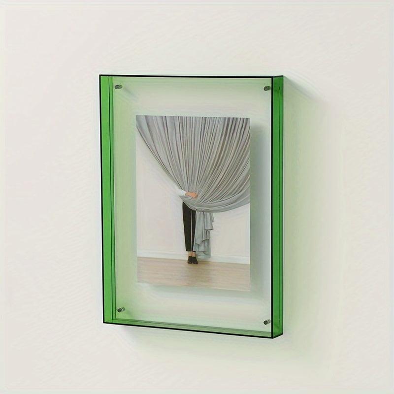 AcrylicFrame – Minimalist Photo Frame for Artwork Bowlift