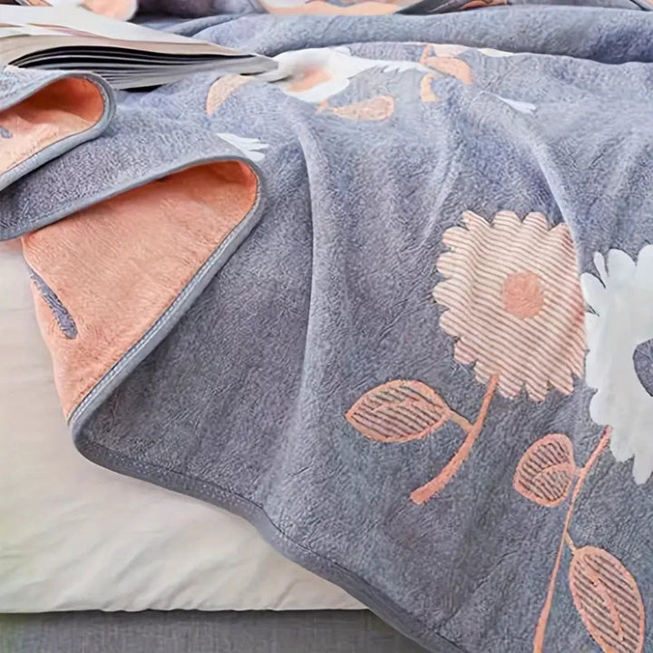 BowLift | Zyphara Reversible Cotton Floral Blanket