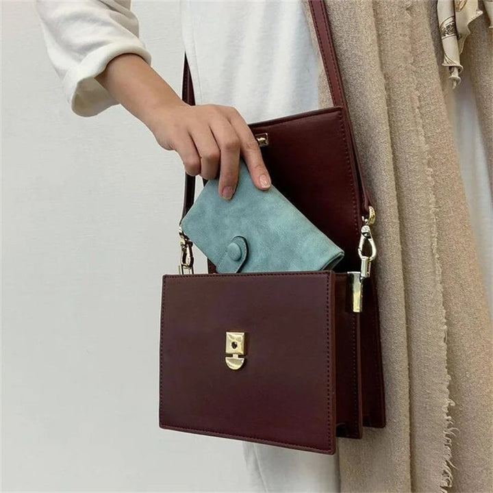BowLift | Women's Small Trifold Leather Wallet