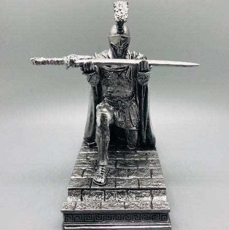 BowLift | knight pen holder