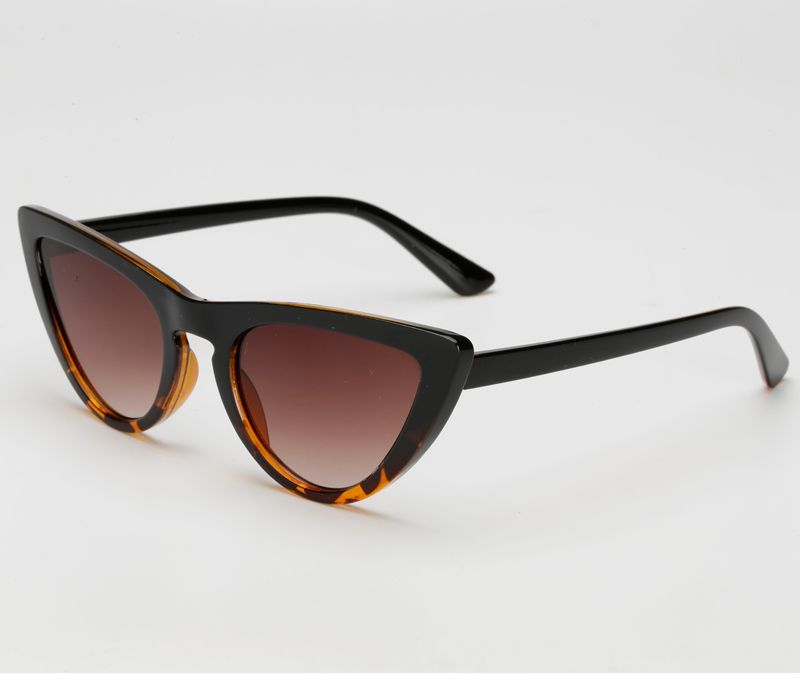 Women's Cat-Eye Sunglasses in a Stylish Design with High-Quality Lenses Bowlift