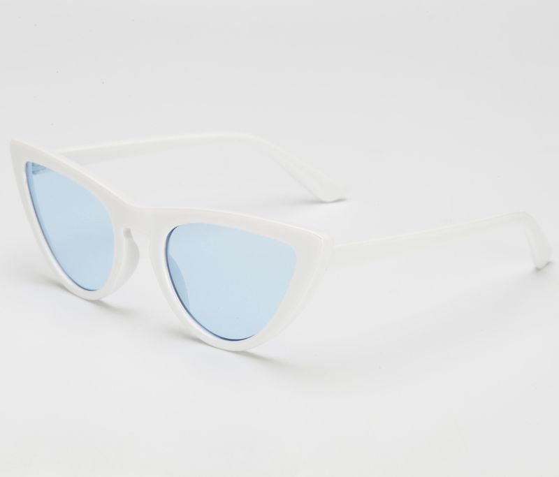 Women's Cat-Eye Sunglasses in a Stylish Design with High-Quality Lenses Bowlift