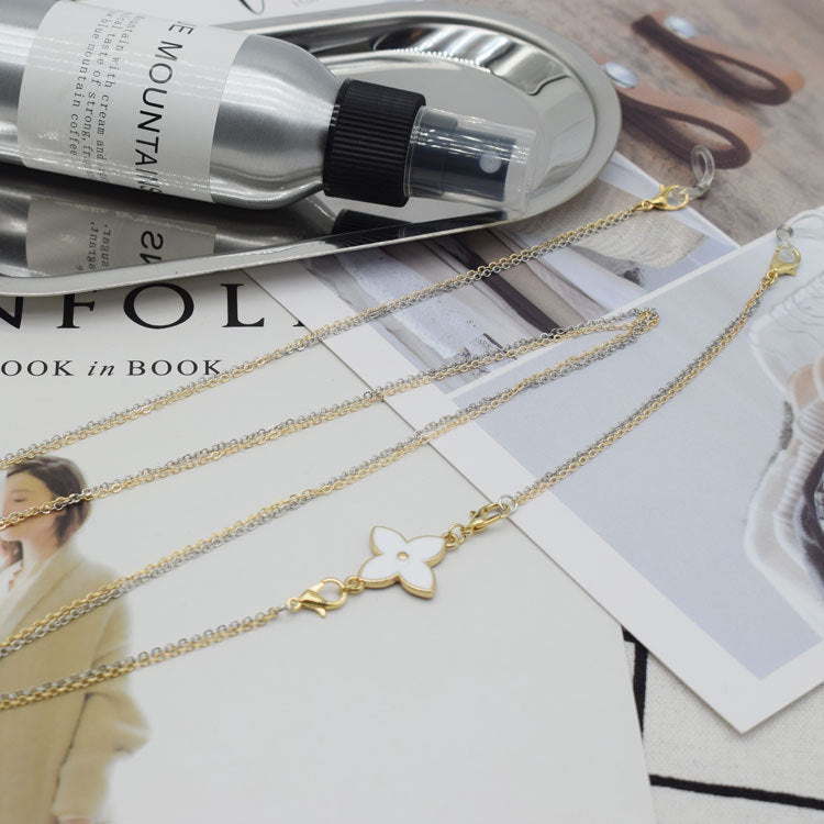 Dual-Layered Floral Pendant Necklace Bowlift