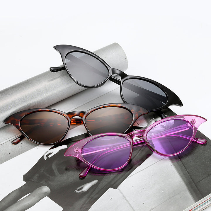 Ladies Cat-Eye Sunglasses with high-quality plastic frame and UV protection Bowlift