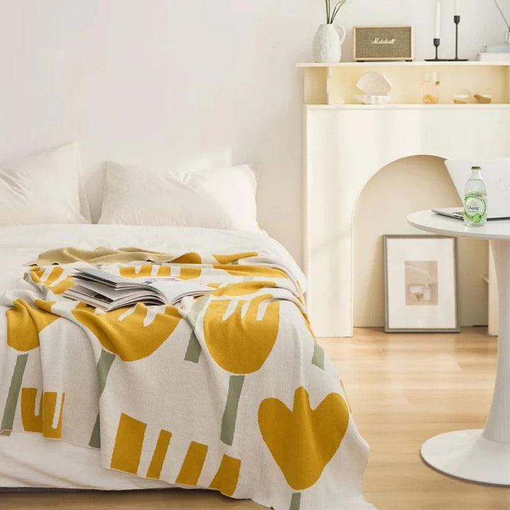 BowLift | Spring Tulip Floral Knitted Blanket