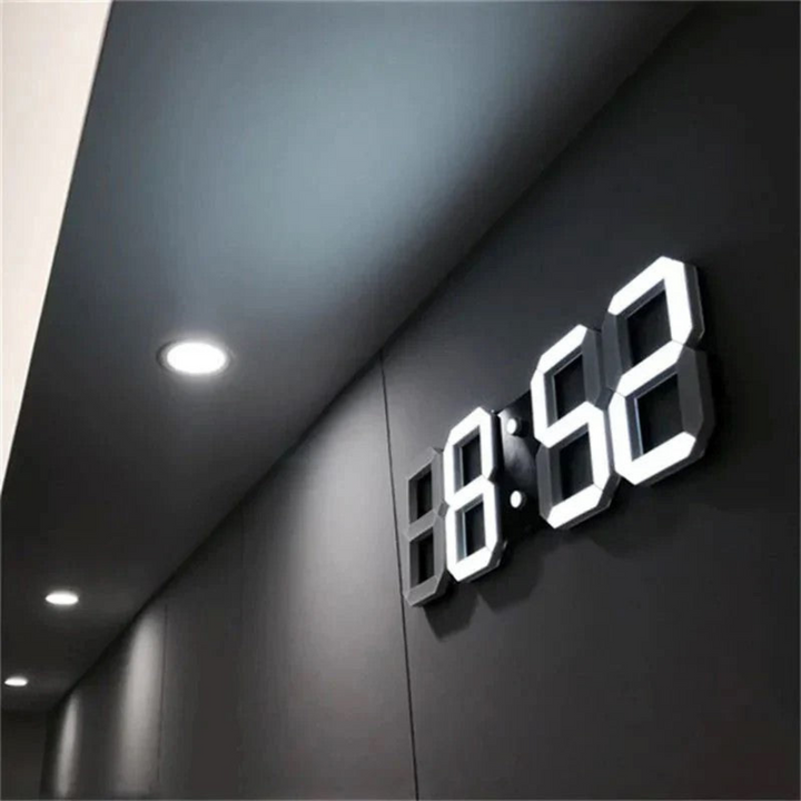 BowLift | LED clock with digital design and three-dimensional depth