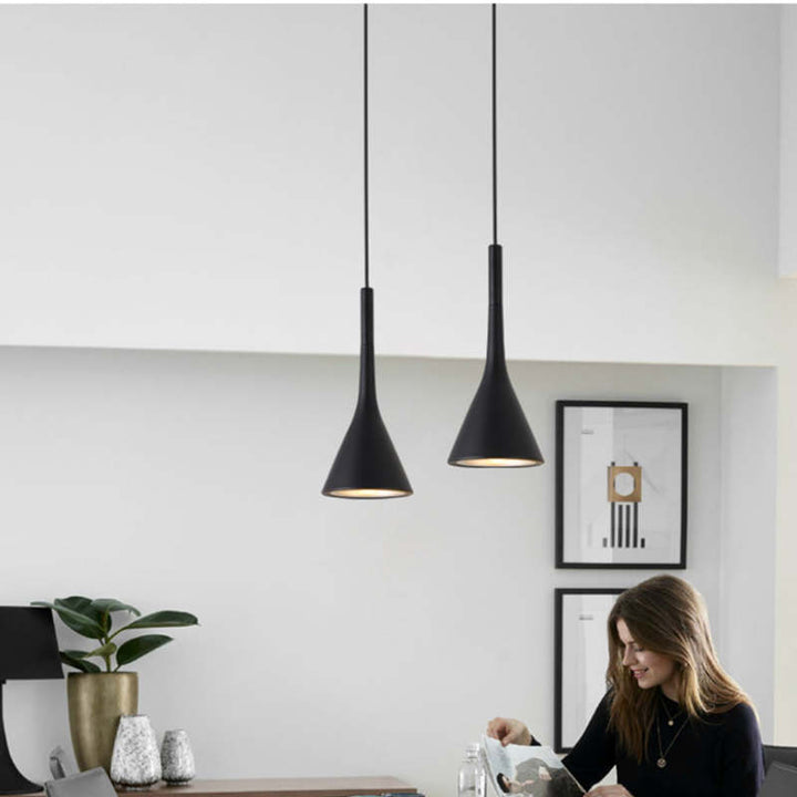 Modern Triangle Pendant Lamp - Trionda | Bowlift
