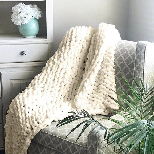 BowLift | Thick Line Sofa Knitted Blanket