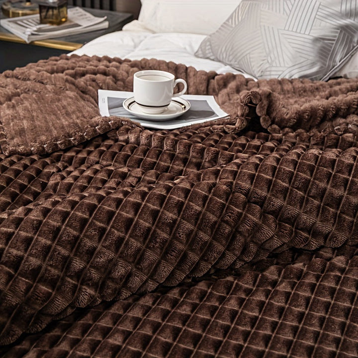FlannelLuxe – Soft Fleece Blanket for Comfort Bowlift