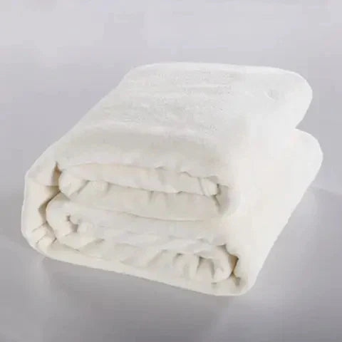BowLift | Maxime | Cozy Fleece Blanket for All Seasons - Extra Soft and Warm