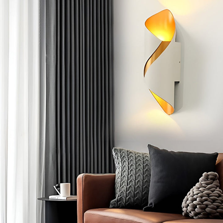 BowLift | Elegant Wall Light | Stainless Steel Aluminum