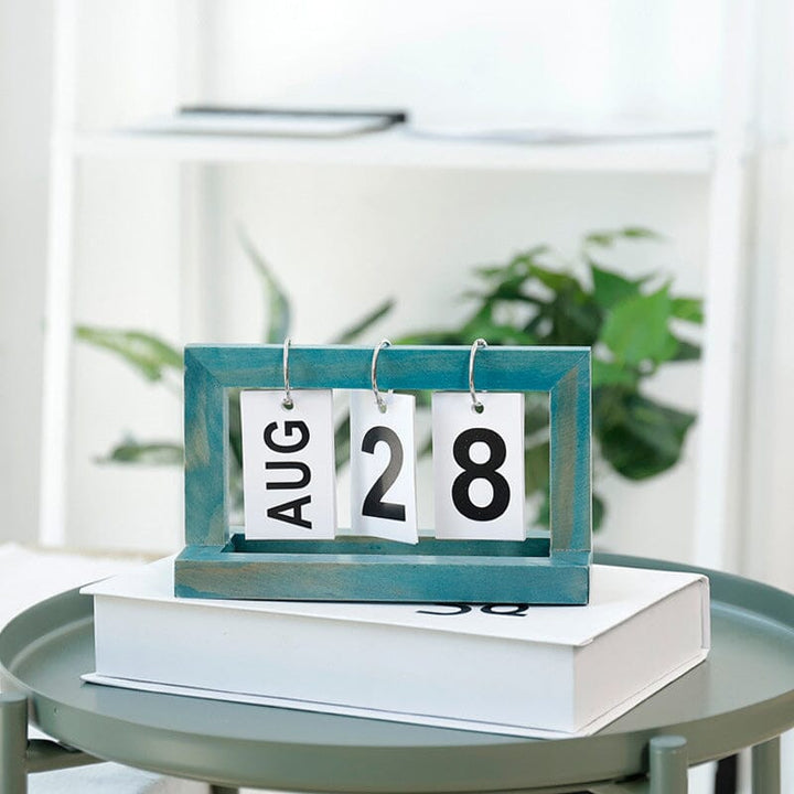 Dutch Teak Wood Desktop Calendar | Bowlift