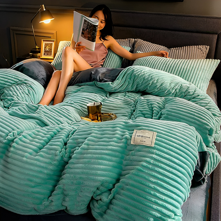 BowLift | Auric Flannel Bedding Set | Cozy Duvet Cover
