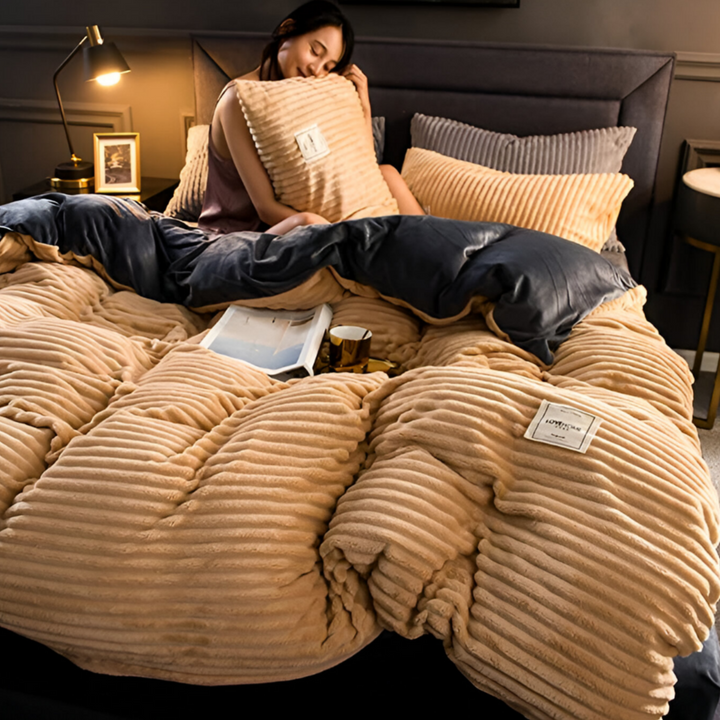 BowLift | Auric Flannel Bedding Set | Cozy Duvet Cover