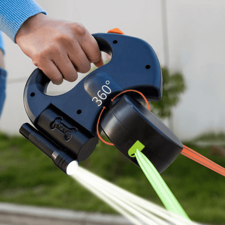 BowLift | LumiPup - Double dog leash with flashlight to wrap