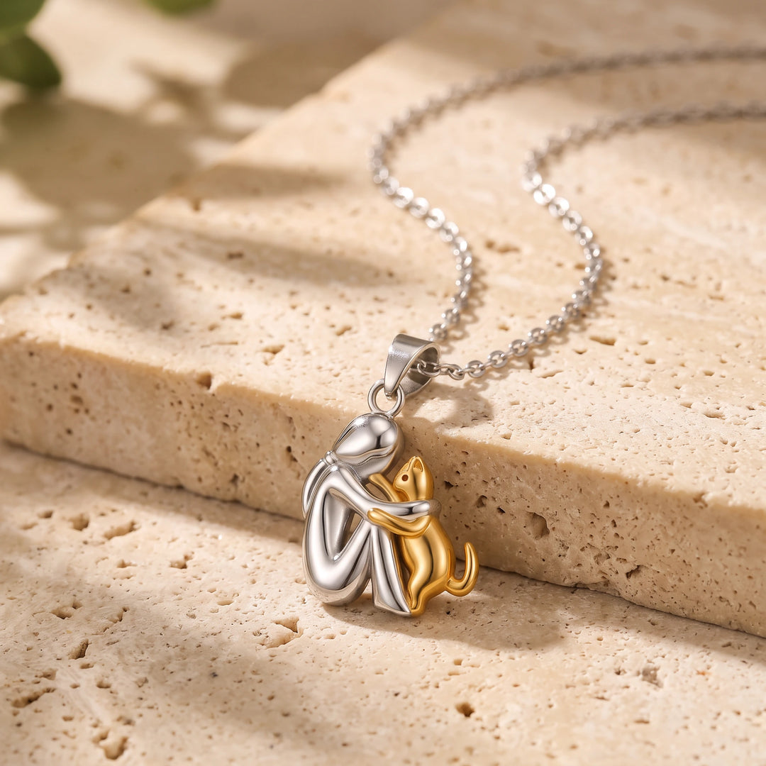 BowLift | Forever Hug Pet Necklace