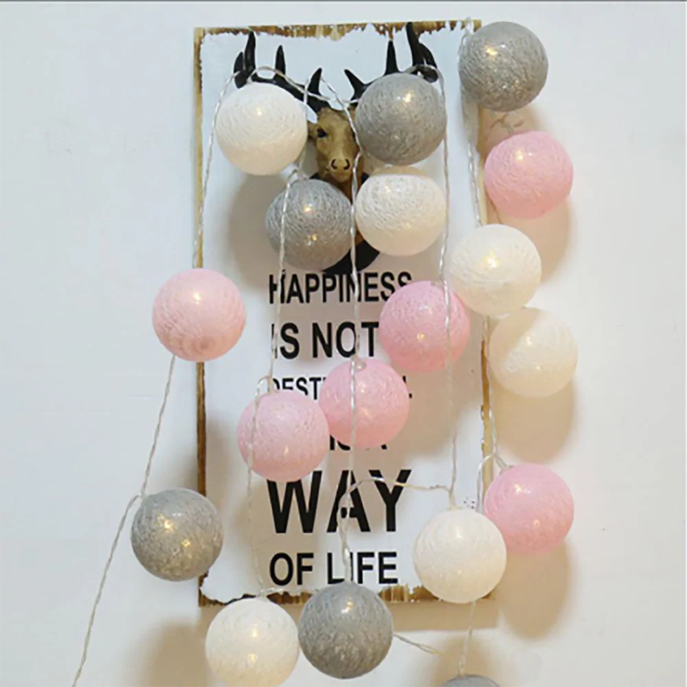 BowLift | Cotton Ball Garland