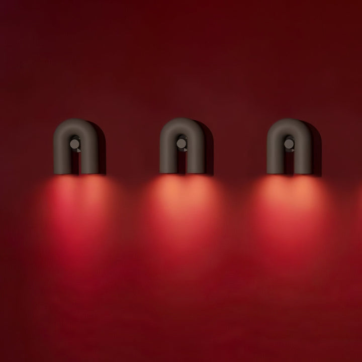 Circus Magic - Playful lighting with U-shaped modules | Bowlift