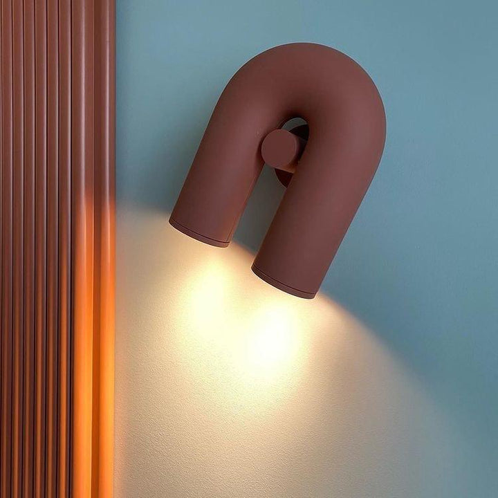 Circus Magic - Playful lighting with U-shaped modules | Bowlift