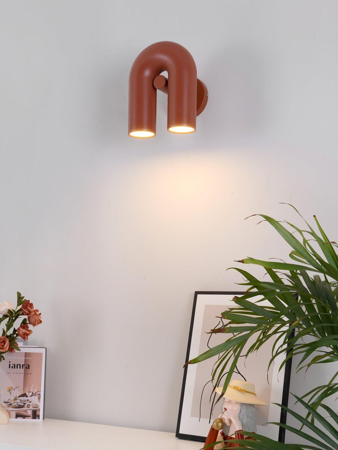 Circus Magic - Playful lighting with U-shaped modules | Bowlift