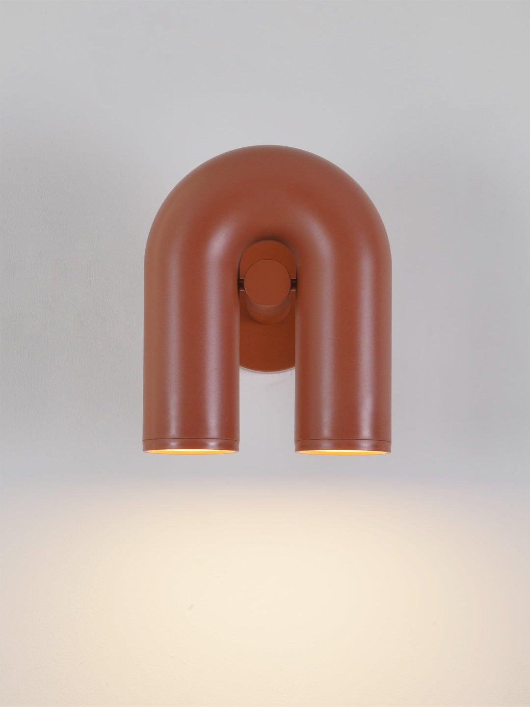 Circus Magic - Playful lighting with U-shaped modules | Bowlift