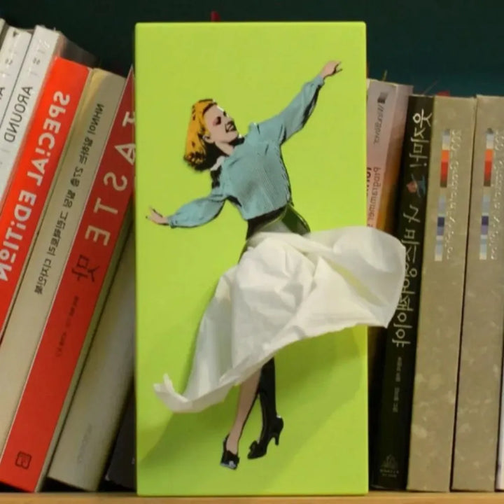 Retro Woman Tissue Box | Bowlift