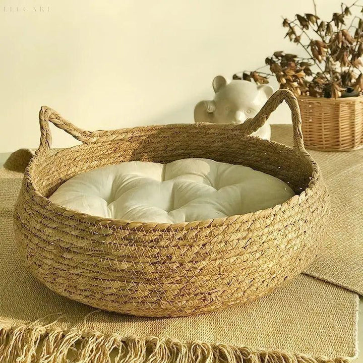 BowLift | CloudNest | Bamboo cat bed with cuddle cushion