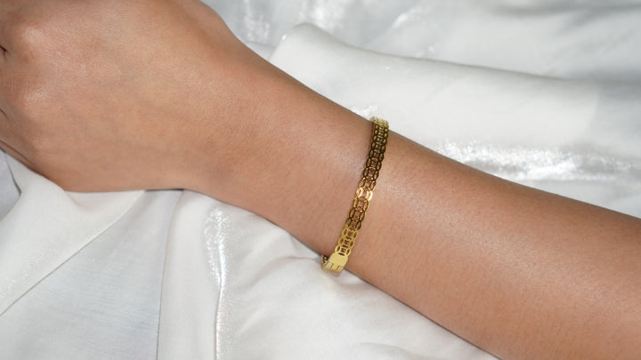 WealthMagnet Bracelet – Luxury Bracelet for Success Bowlift