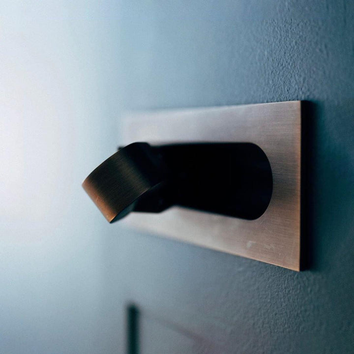 BowLift | LED Bedside Lamp LUMEVIA | 3 Light Colors | Aluminum Alloy | Ø19 cm x H8 cm | With Push Button