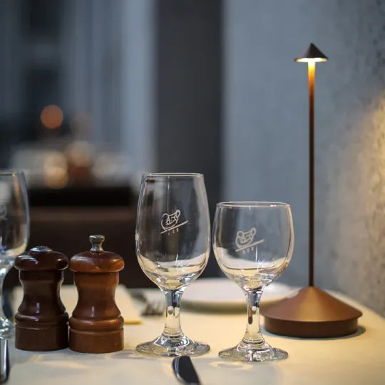 Wireless LED table lamp - ModernLumin | Bowlift