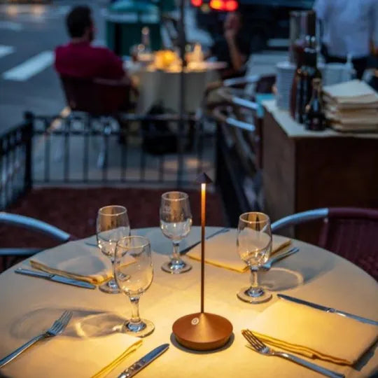 Wireless LED table lamp - ModernLumin | Bowlift