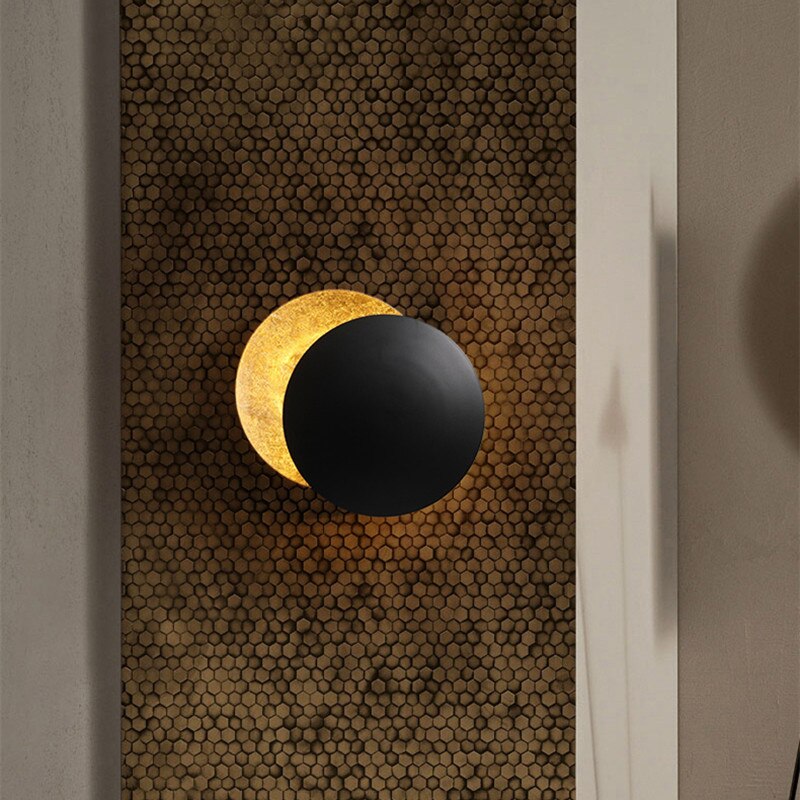 BowLift | Eclipse lamp | Wall light with rotatable golden discs