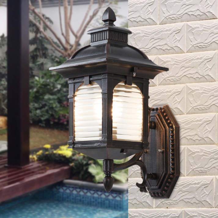 BowLift | Antique Wall Light Outdoor Black