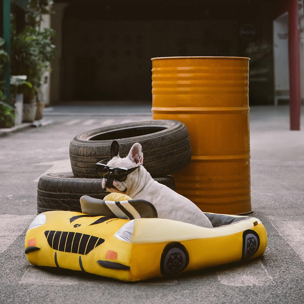 BowLift | FurElegance Classic Convertible Race Car Bed | Luxury bolster dog bed for stylish comfort and support