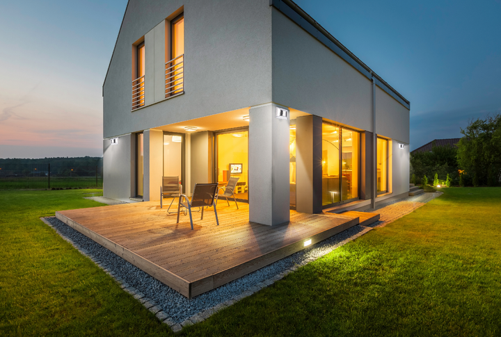 BowLift | Stainless Steel Solar LED Outdoor Wall Light