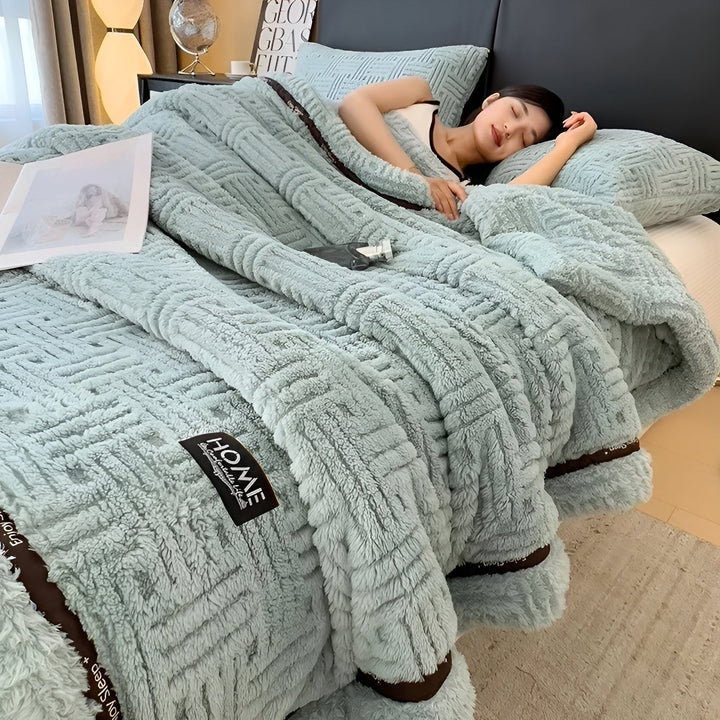 BowLift | Fluffy Fleece Blanket | Soft Breathable Throw Blanket