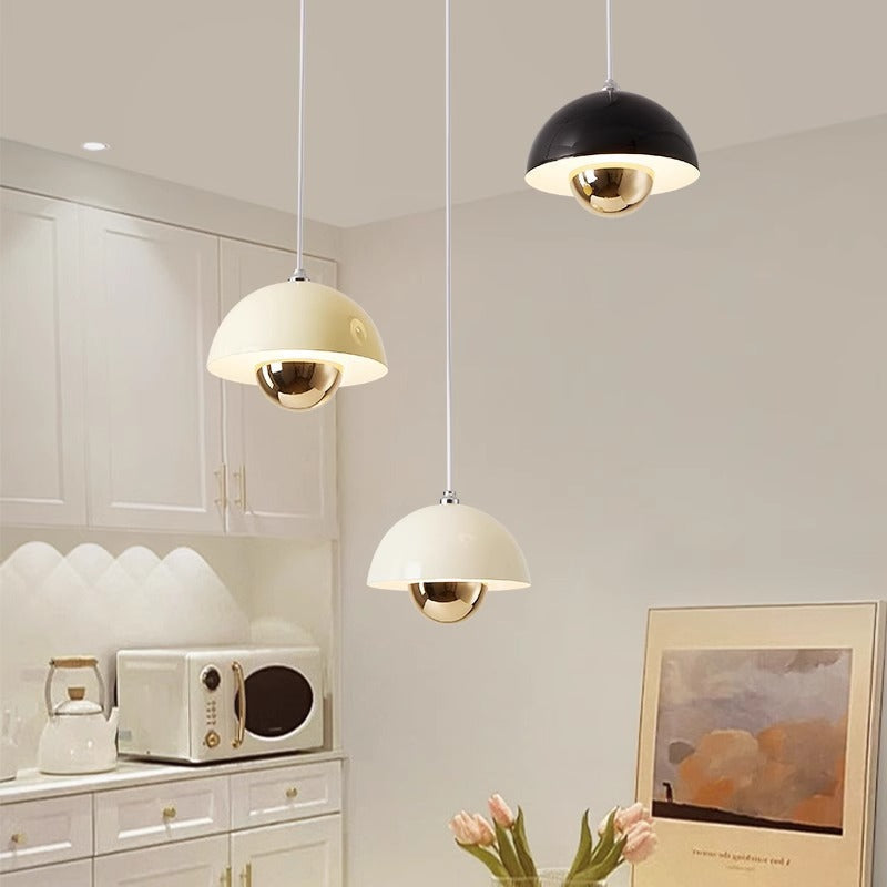 BowLift | Elegant pendant lamp in pod shape with dimming function
