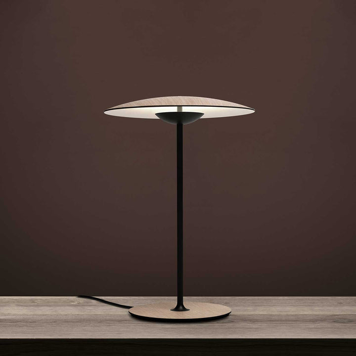 BowLift | Elegant Table Lamp Ginger