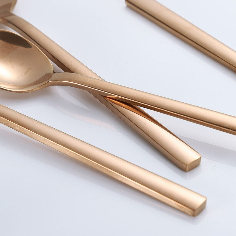 BowLift | Golden Cutlery Set 30-piece | Elegant Stainless Steel Cutlery