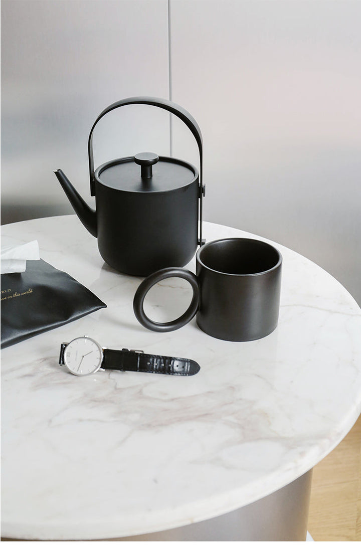 Ares Cup – Minimalist Porcelain Mug Bowlift