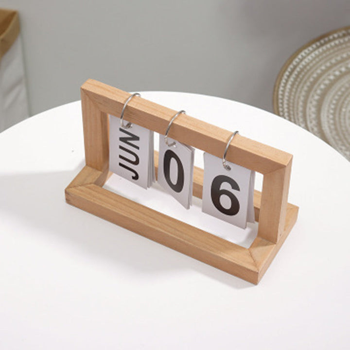 BowLift | Wooden Flip Desktop Daily Calendar