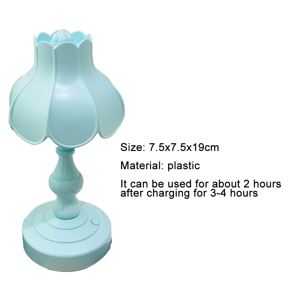 BowLift | Retro Lotus Desktop Lamp