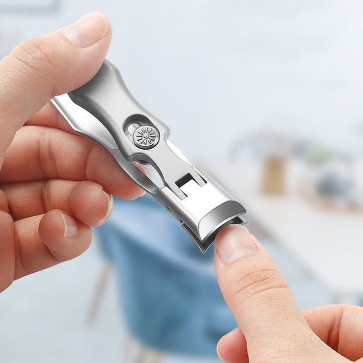 BowLift | Clean Cut Sharp Nail Clipper