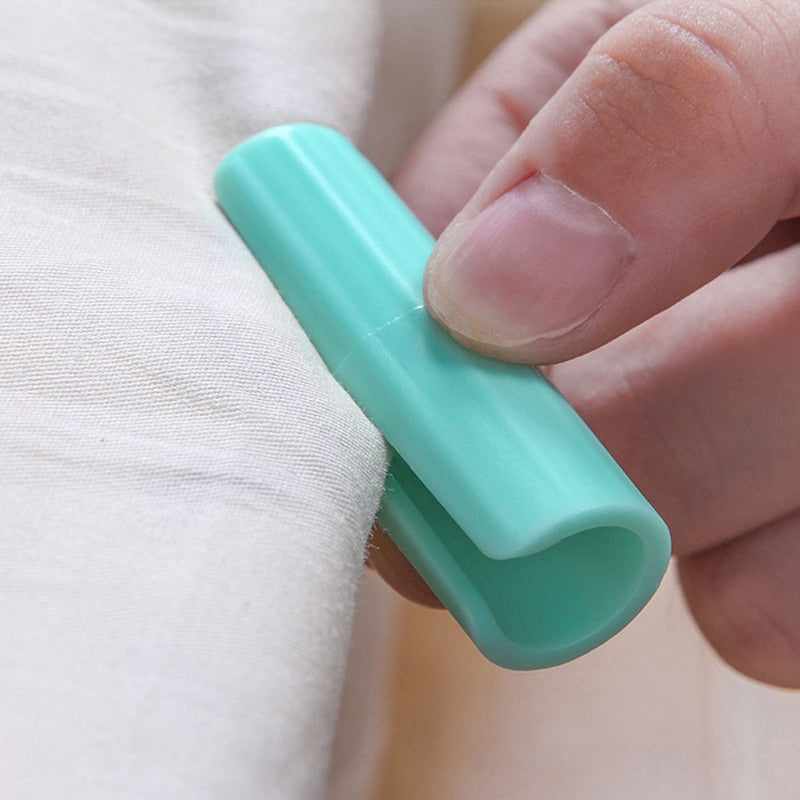 BowLift | Bed Sheet Corner Non-Slip Clip