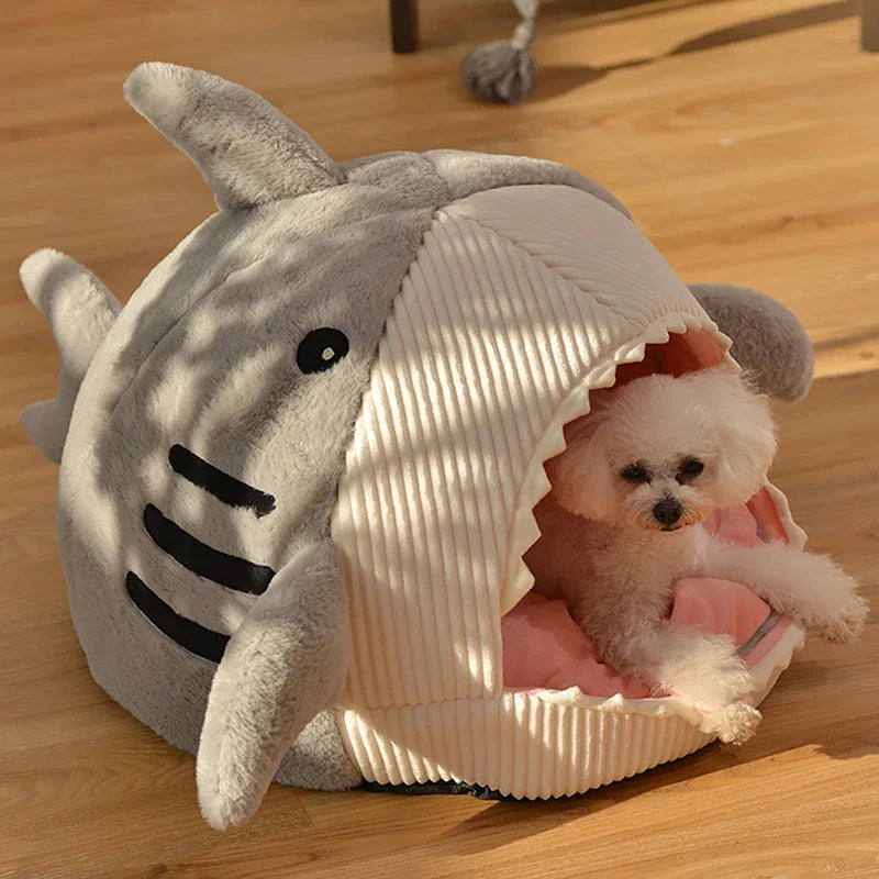 BowLift | Sleepy Shark Portable Warm Pet House