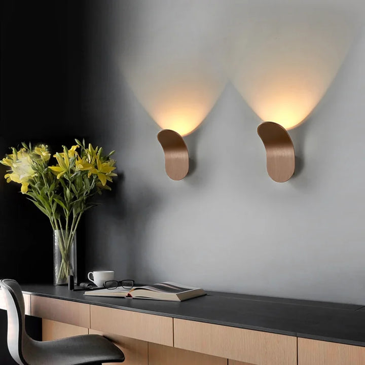 BowLift | SkandiGlow Wall Lamp | LED Skateboard Design | Modern & Creative