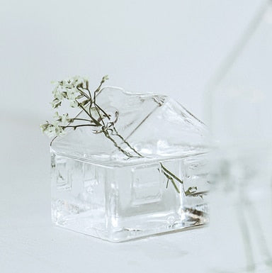 BowLift | Simple Mini House Glass Flower Vase