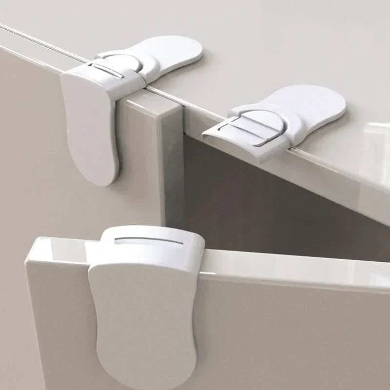 BowLift | DrawLock – safety lock made of plastic