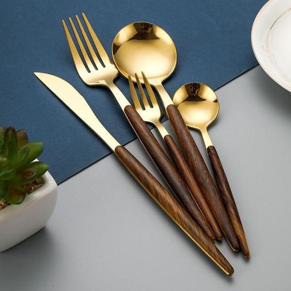 BowLift | Wooden Handle Cutlery Set | Elegant Tableware for Every Occasion