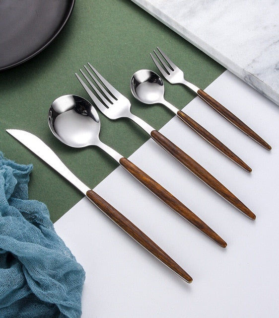 BowLift | Wooden Handle Cutlery Set | Elegant Tableware for Every Occasion